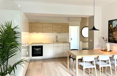 Location d’un appartement confortable de 3 pièces, 75 m², dans le quartier Nové Mesto, Bratislava, Slovaquie